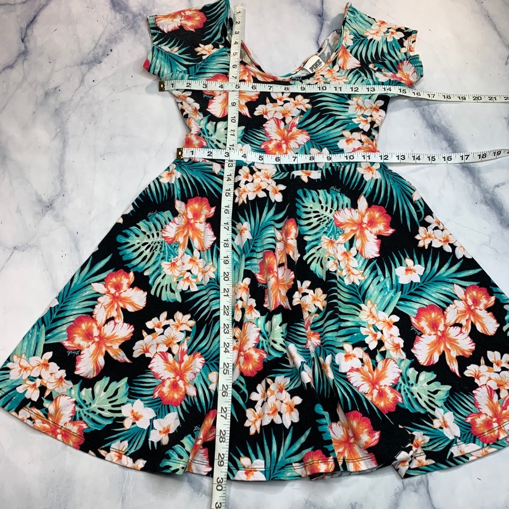 PINK Victoria's Secret Floral Cross Back Dress - Picture 7 of 8